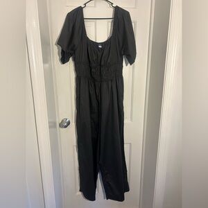 Old Navy Black Short Sleeve Jumpsuit